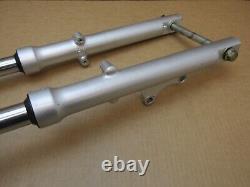 Yamaha YBR 125 2007 front fork tube stanchions (11899)